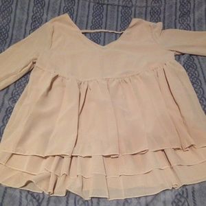 Brand New Beautiful tan Nylily top Medium